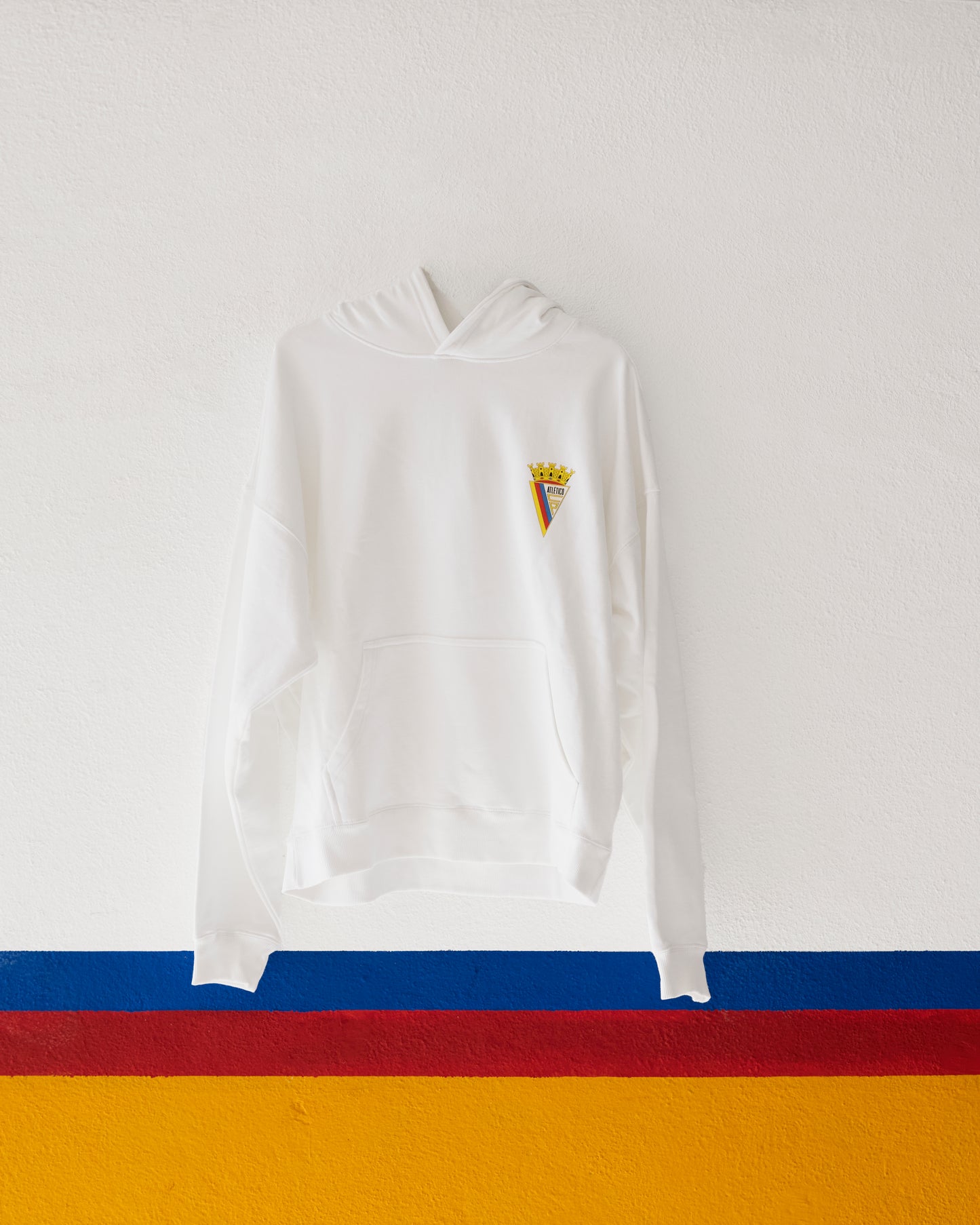 Sweatshirt Branca Capuz Emblema Atlético