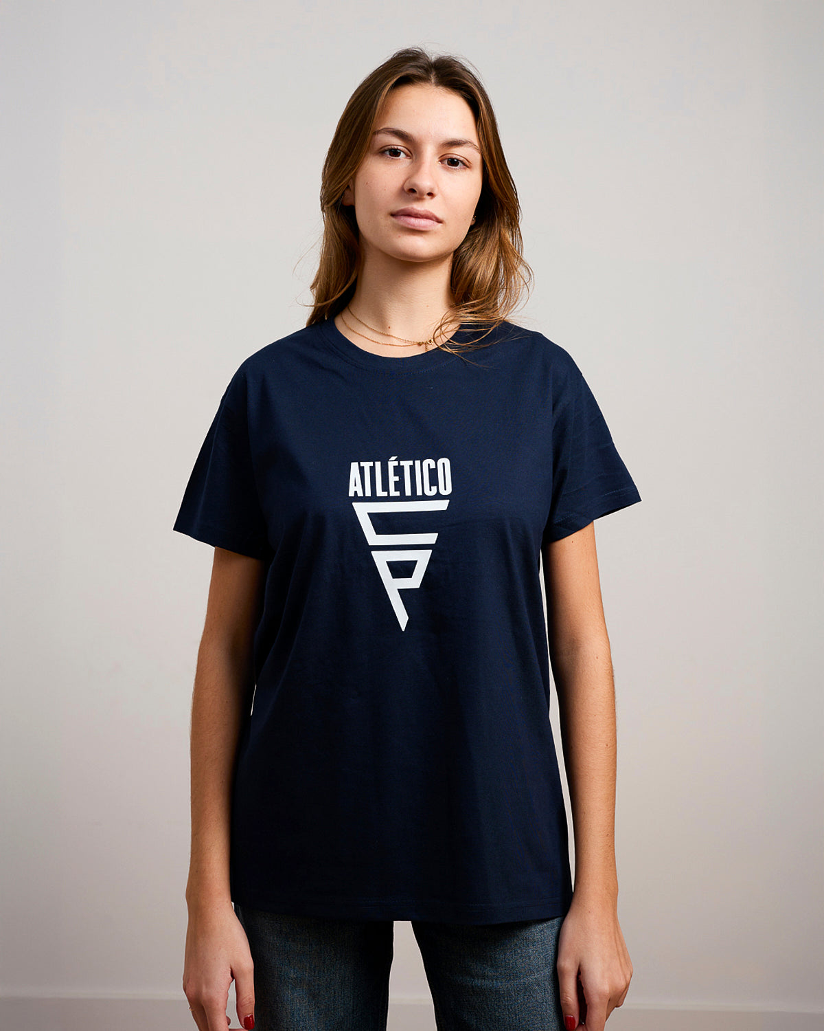 T-shirt com Emblema Desportivo